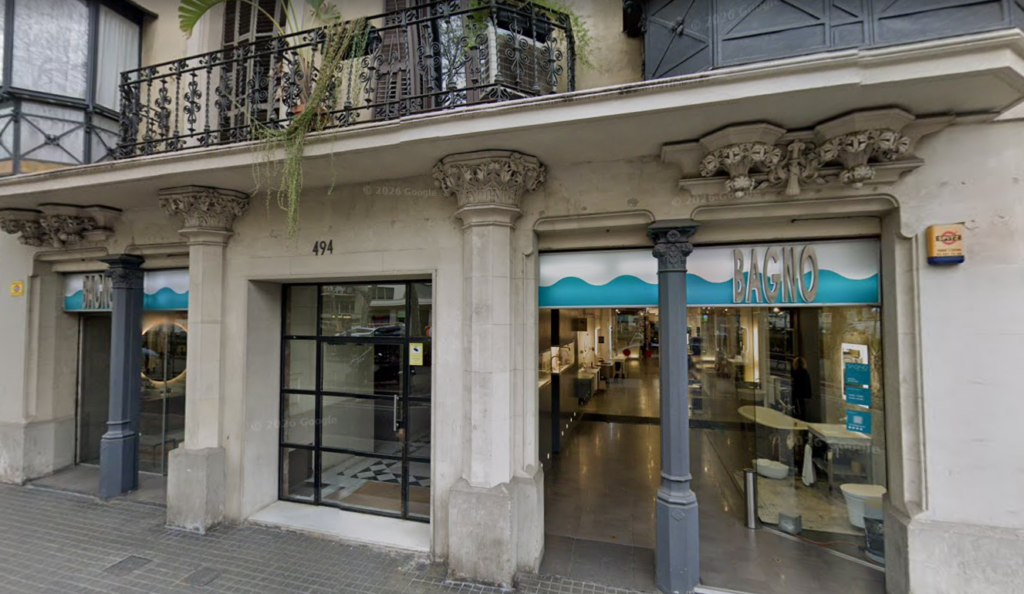 Entrada Bagno. Gran Vía de Les Corts Catalanes